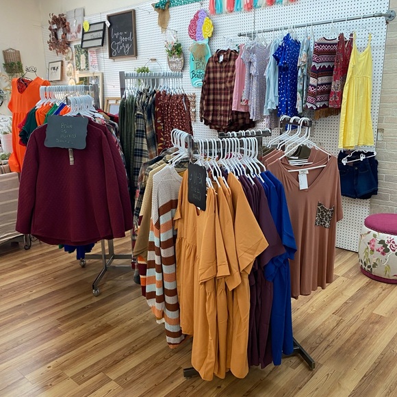 Meet your Posher, Sassy Bella - Picture 3 of 11